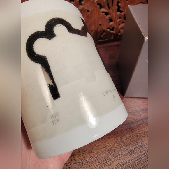 Museo Chillida Leku Jordi Negues Contemporary Art Mug From The Dali Museum - Picture 5 of 7
